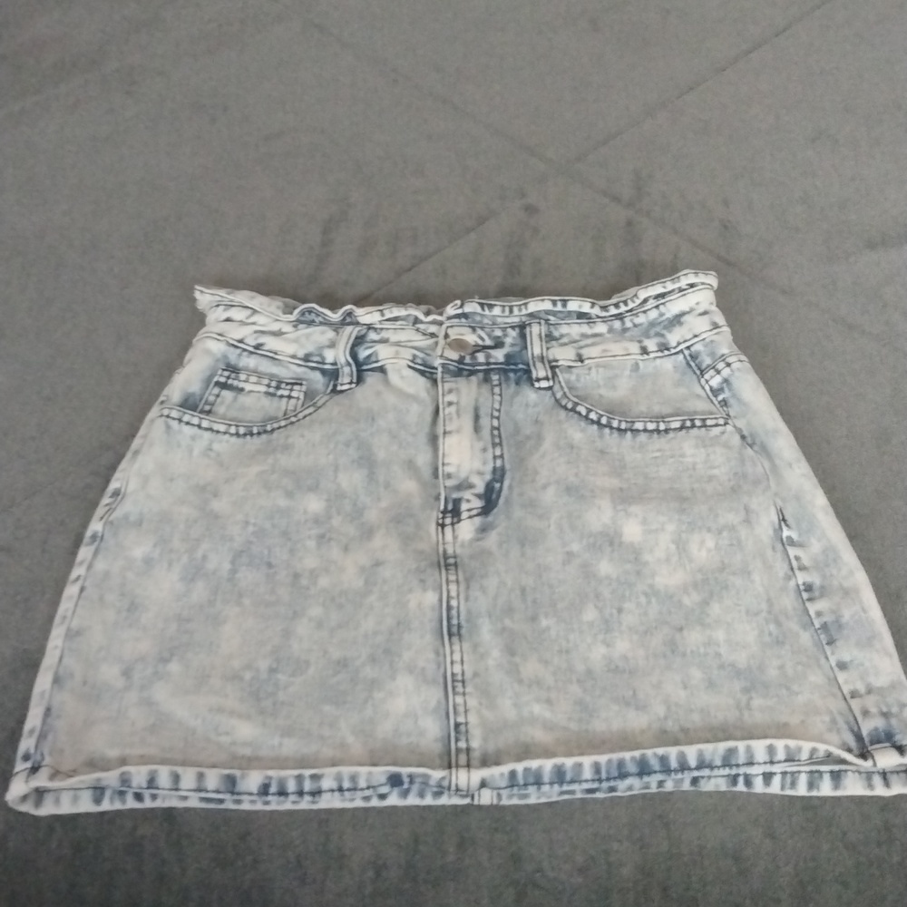 Shein Mini Denim Skirt size M